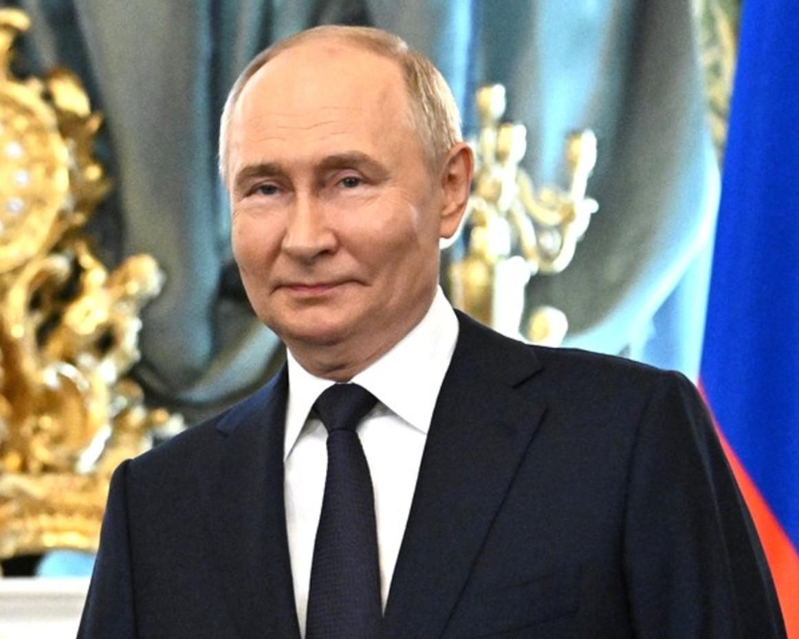 Russian President, Iraqi PM discuss regional tensions over phone