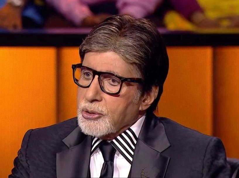 Amitabh Bachchan gives a sweet shout-out to his son Abhishek Bachchan