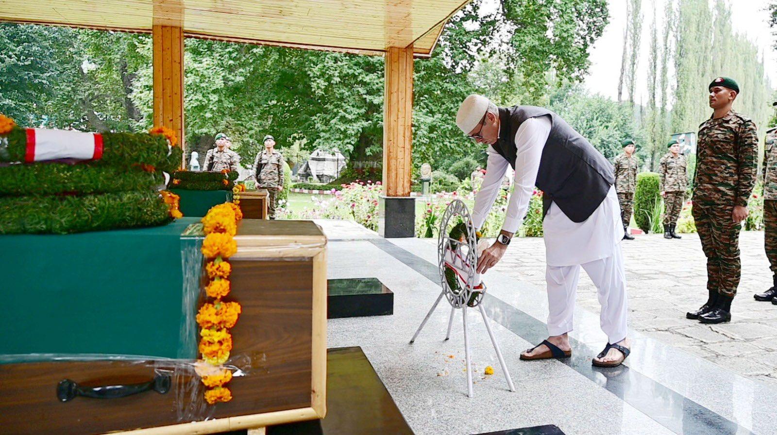 J&K CM pays tribute to two soldiers killed in Kulgam operation