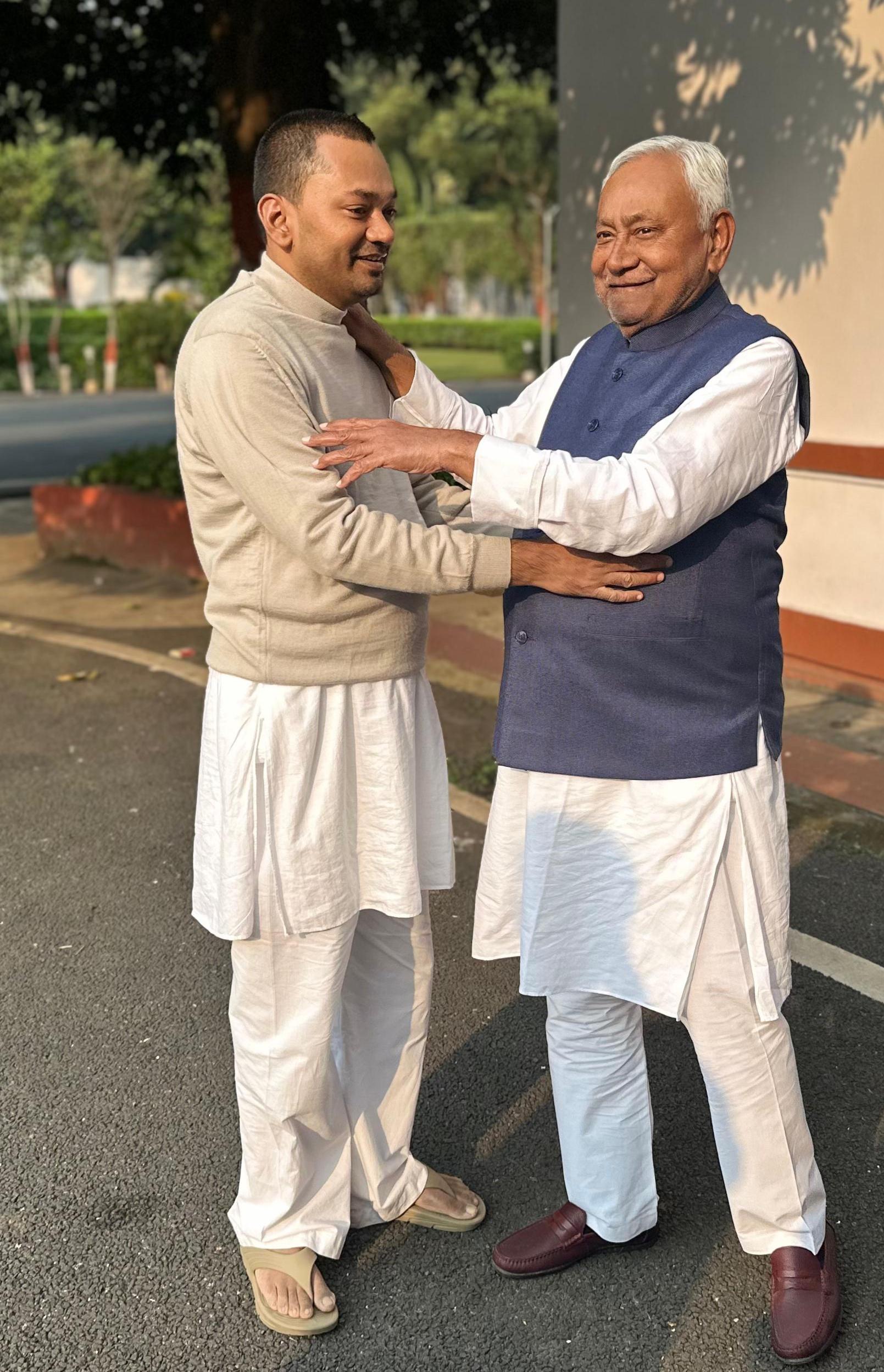 Speculation grows over Nishant Kumar’s possible political entry as posters appear in Patna