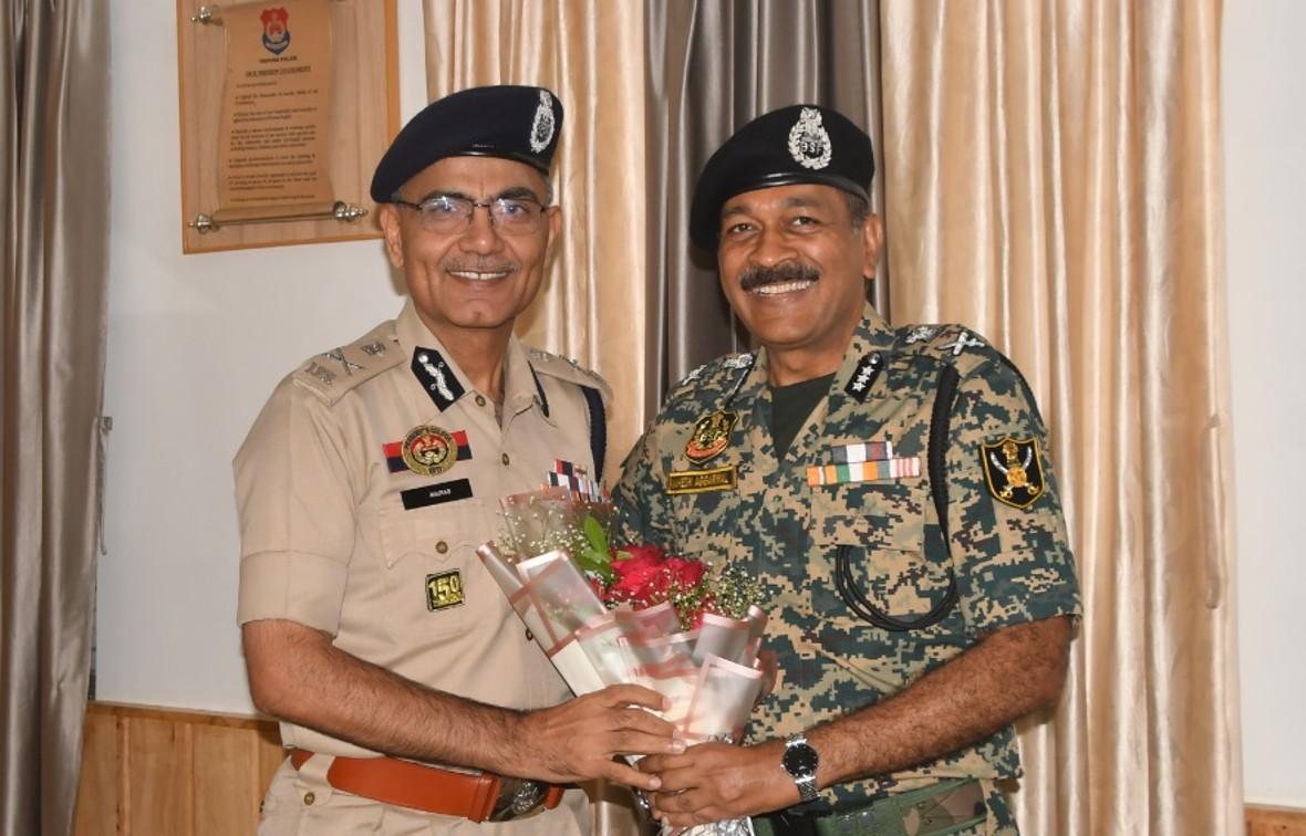 BSF reviews preparedness along Indo-B’desh border