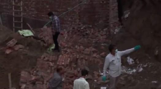 3 dead after building collapses in Delhi's Paharganj, rescue ops underway