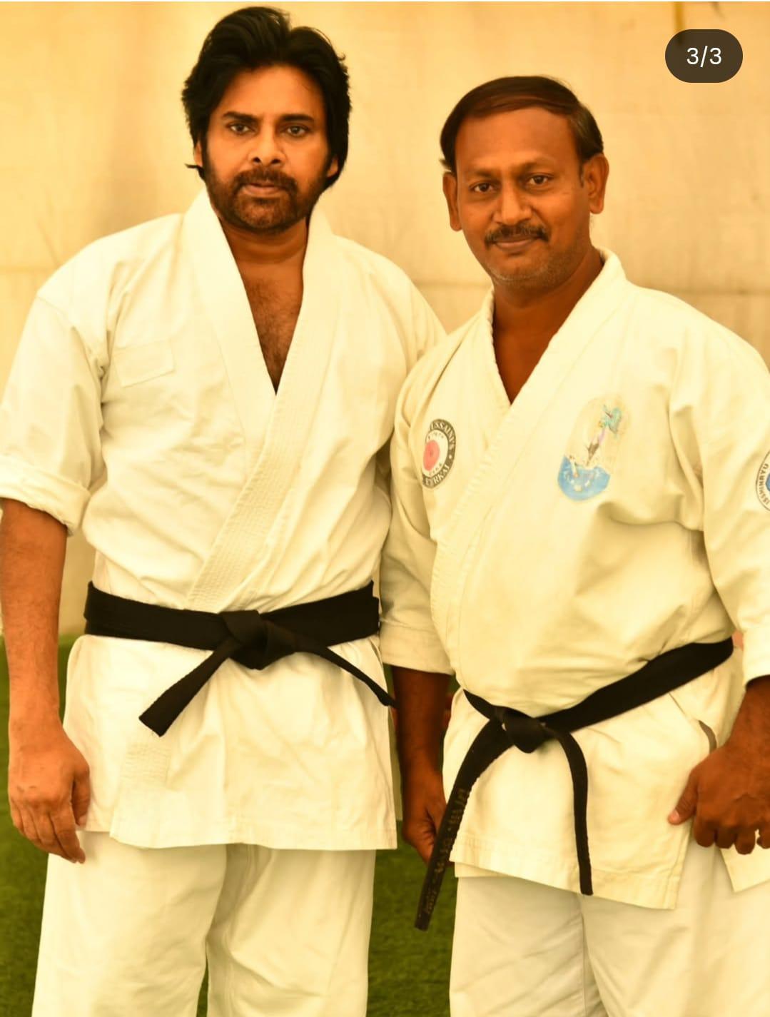 Pawan Kalyan turns nostalgic after meeting martial arts master Renshi Raja from Shihan Hussaini's school