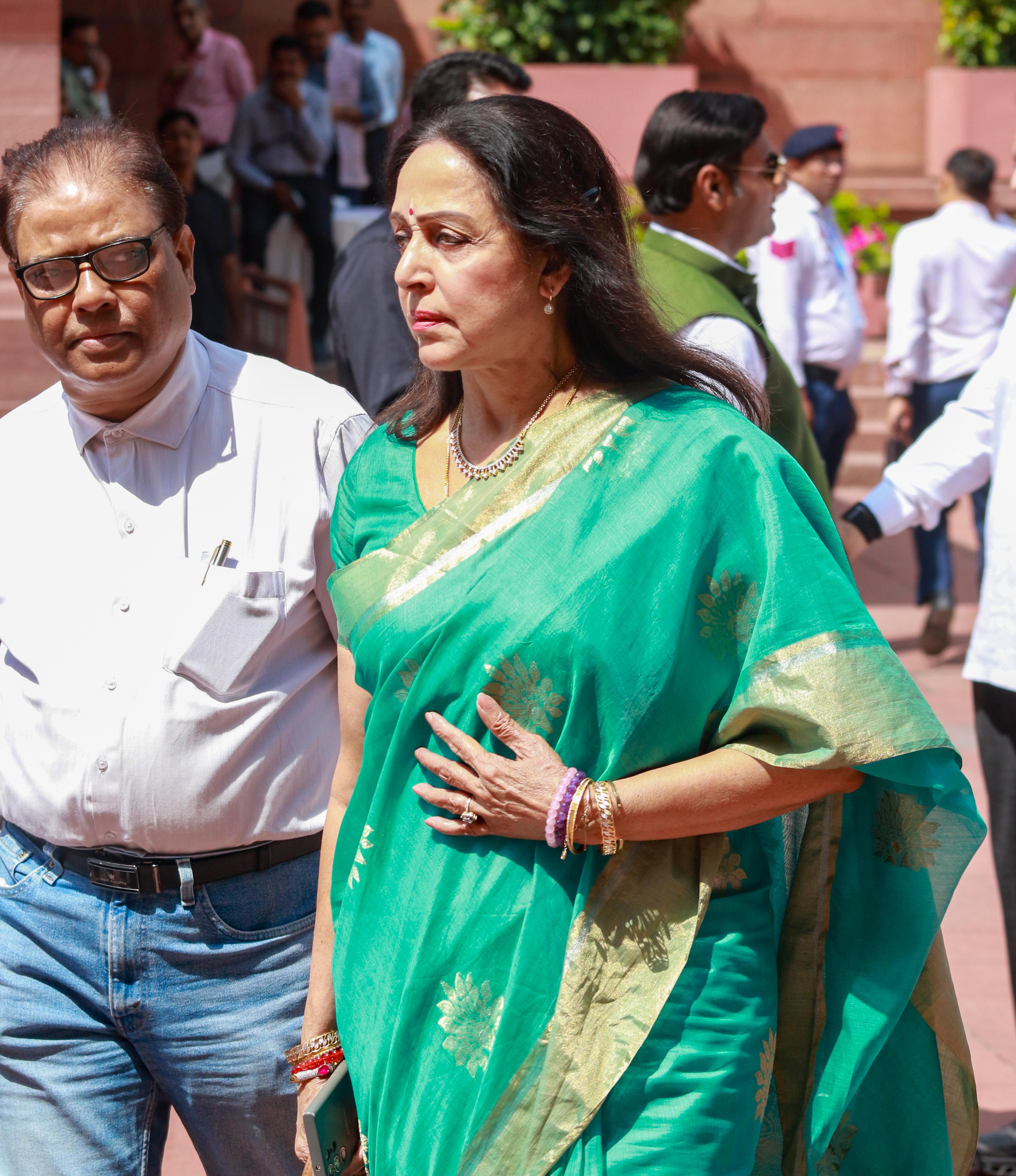 Hema Malini writes to LS Speaker; raises freedom, safety of artistes in West Bengal