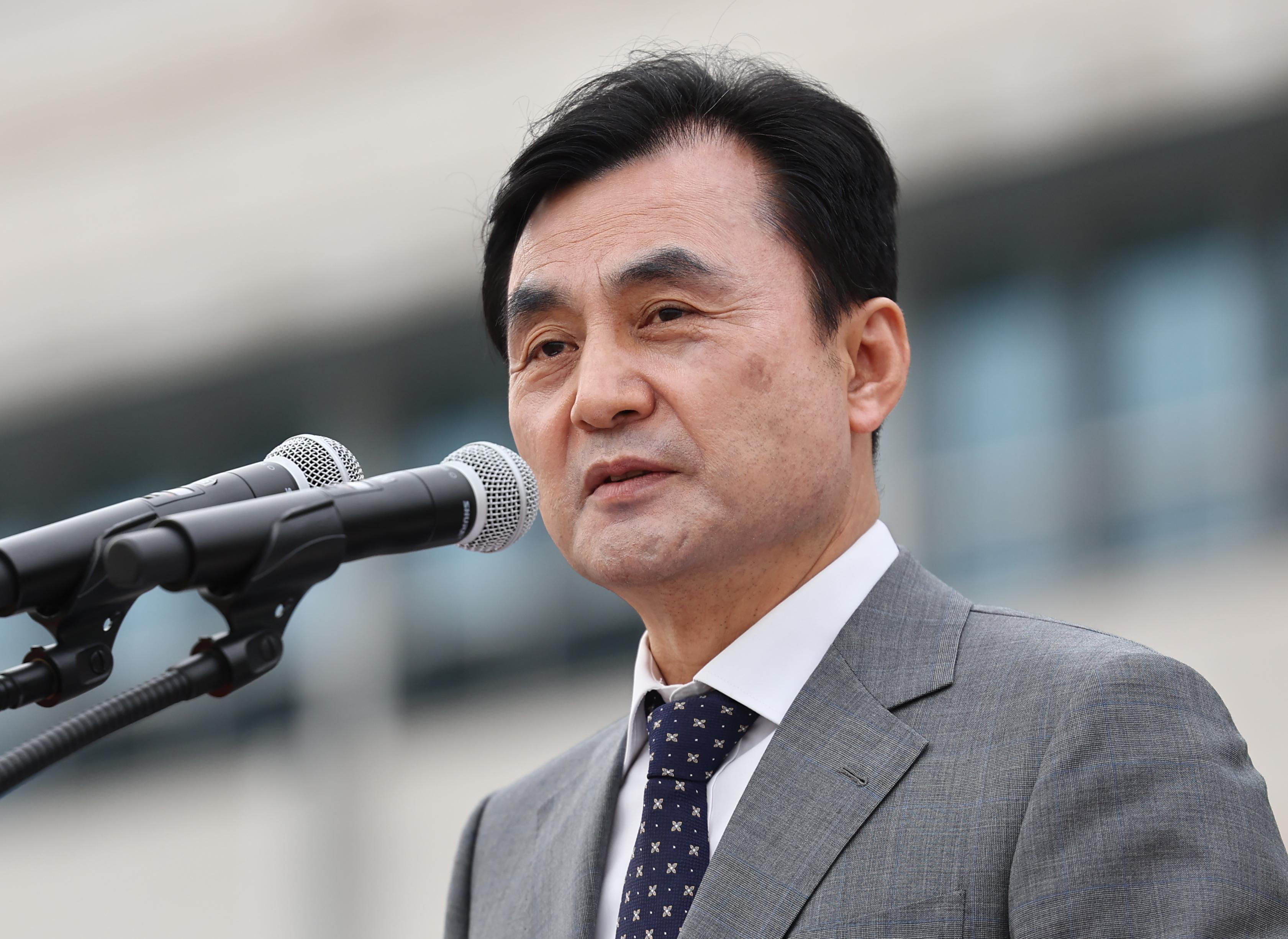 South Korea's Defence chief, US Army Secretary discuss drone cooperation