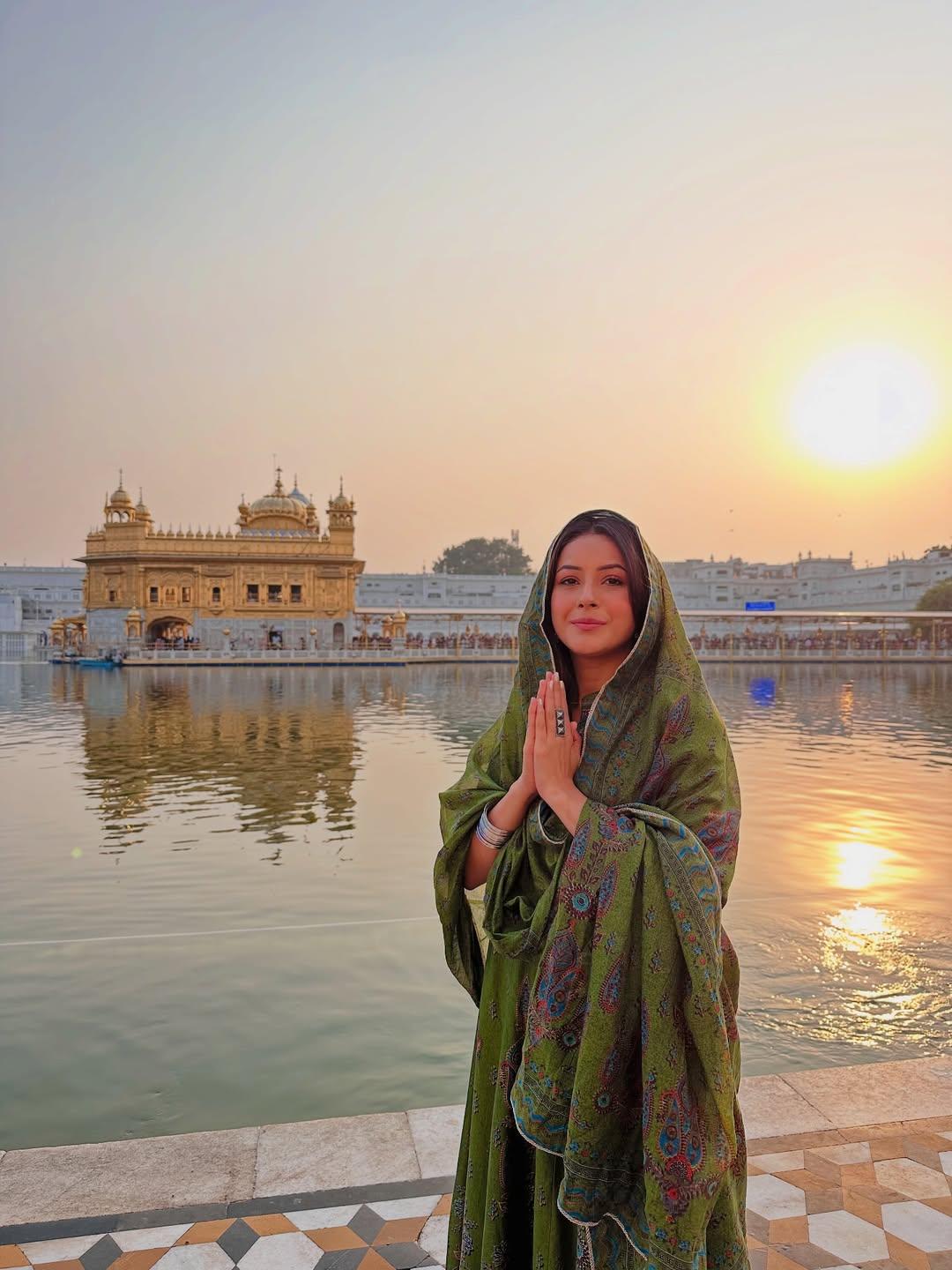 Shehnaaz Gill offers prayers at the Golden Temple ahead of 'Ikk Kudi' release