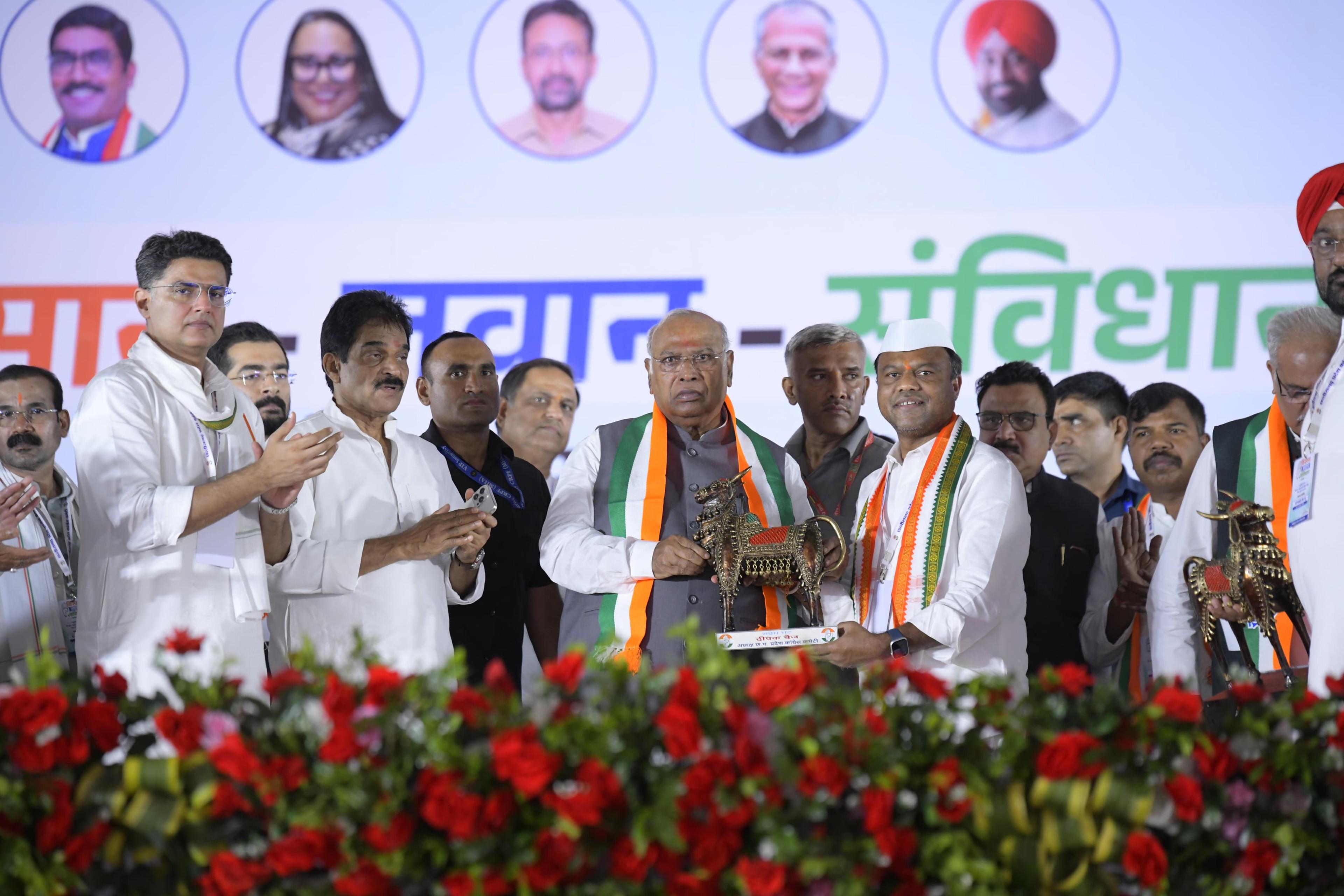 Kharge accuses BJP of betraying Chhattisgarh, says Congress will fight back