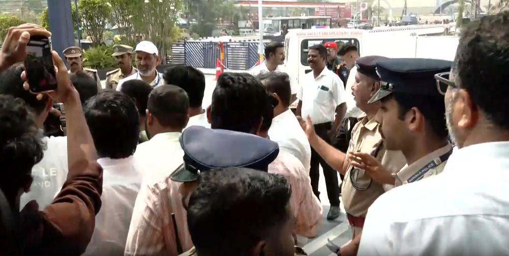 Congress faces internal jostling over tickets ahead of Kerala polls