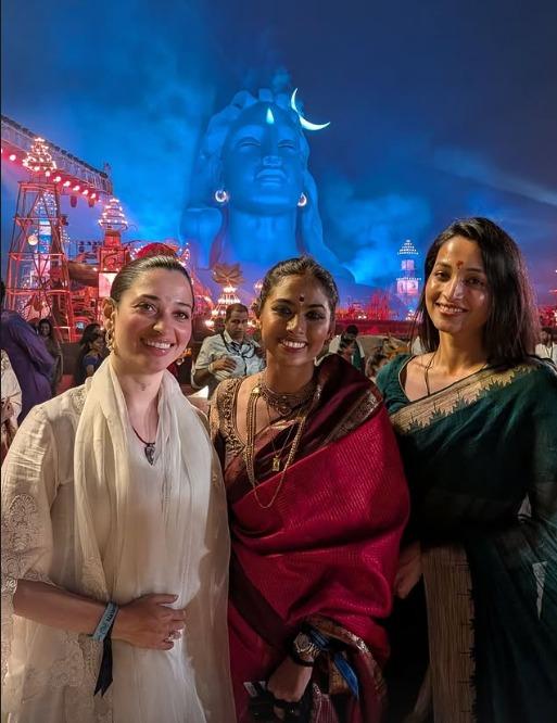 Tamannaah Bhatia lights up the night dancing to Lord Shiva’s devotional music