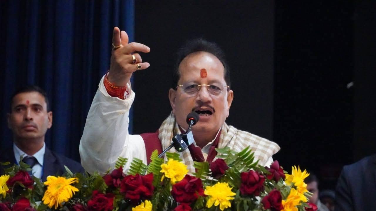 Bihar: Dy CM Sinha sings song during public meeting