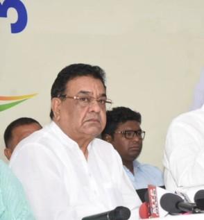 MP Congress reacts over strengthening of Union Minister Shivraj Singh Chouhan’s security