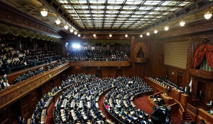 Japan's ruling bloc pushes fiscal 2026 budget through lower house amid criticism