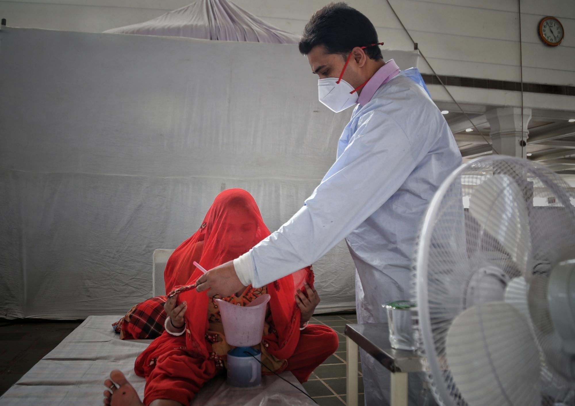 Families of private doctors lost on Covid duty cannot be excluded from Rs 50 lakh insurance: SC