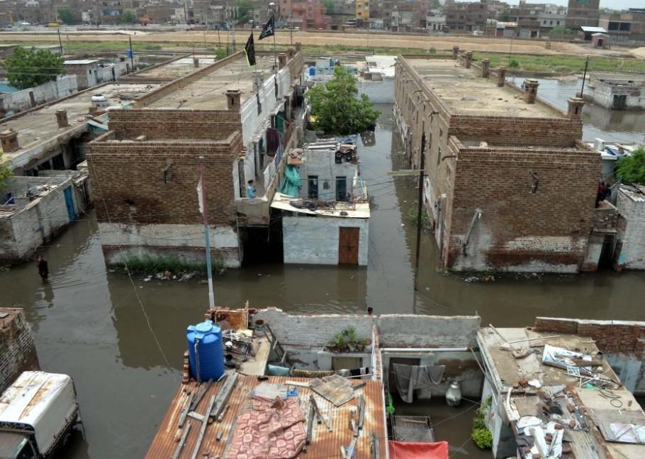 Monsoon fury claims over 200 lives in Pakistan