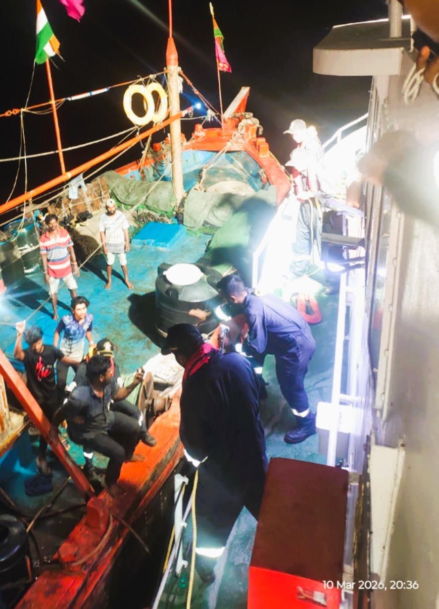 Indian Coast Guard carries out timely medical evacuation near Gujarat