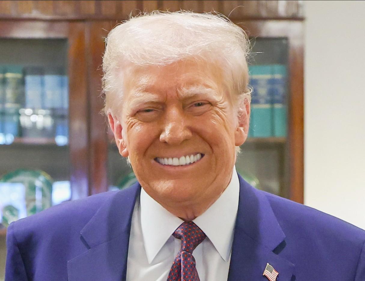 US Senate advances Trump's tax-cut, spending bill after late-night vote