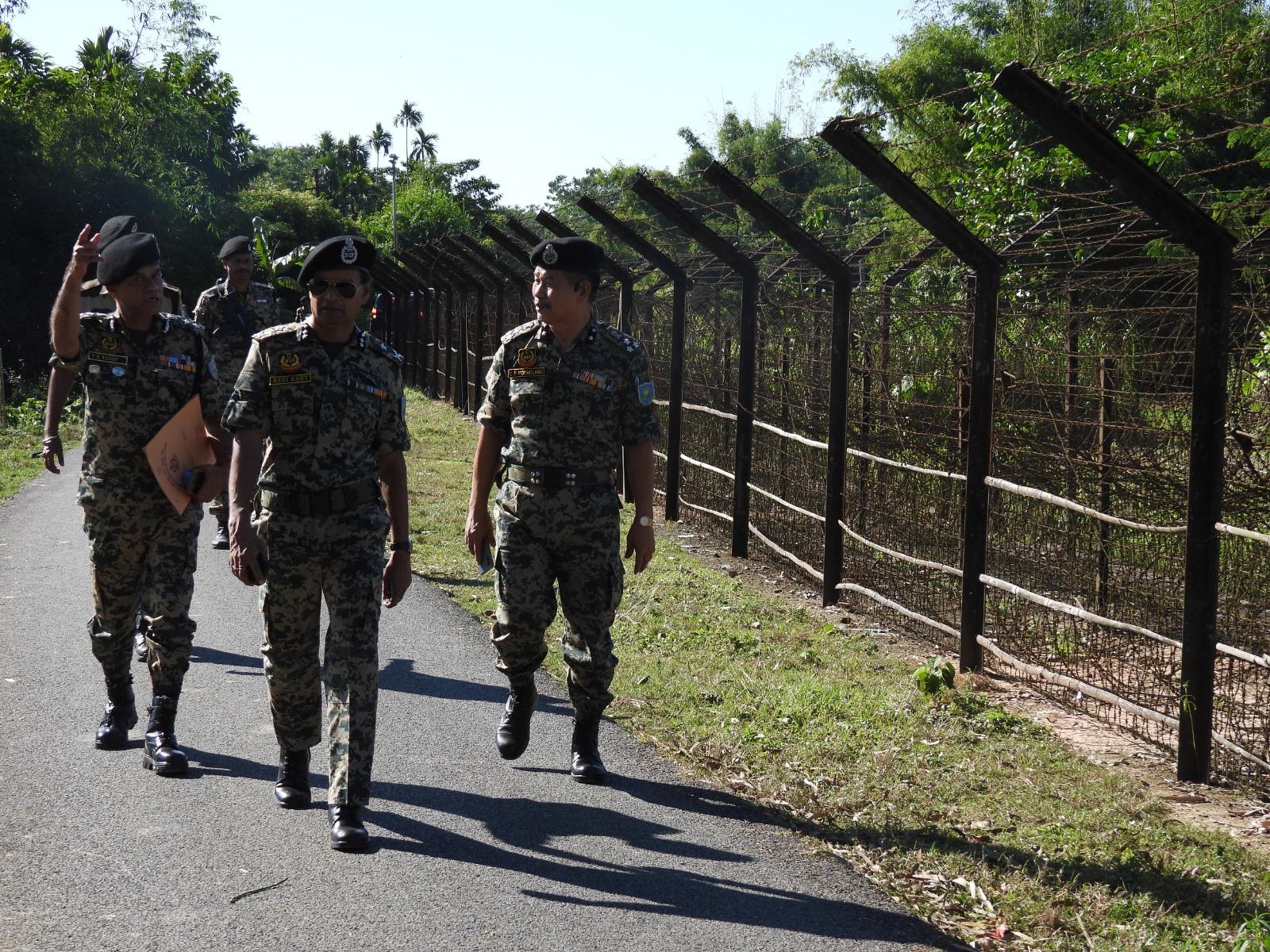 Security tightened along India-B'desh border in Tripura amid reports of armed group movement