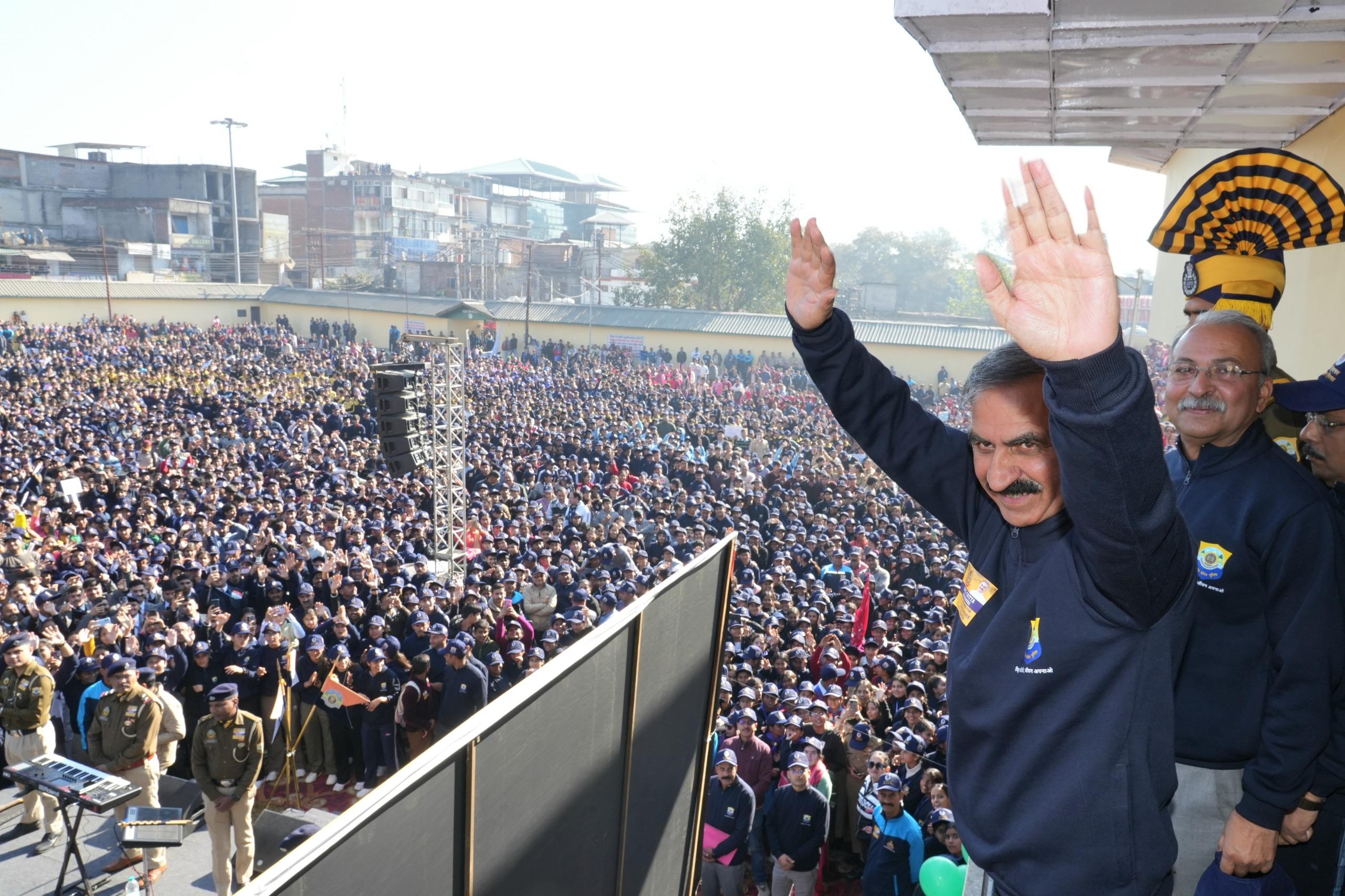 Himachal CM leads anti-drug awareness walkathon