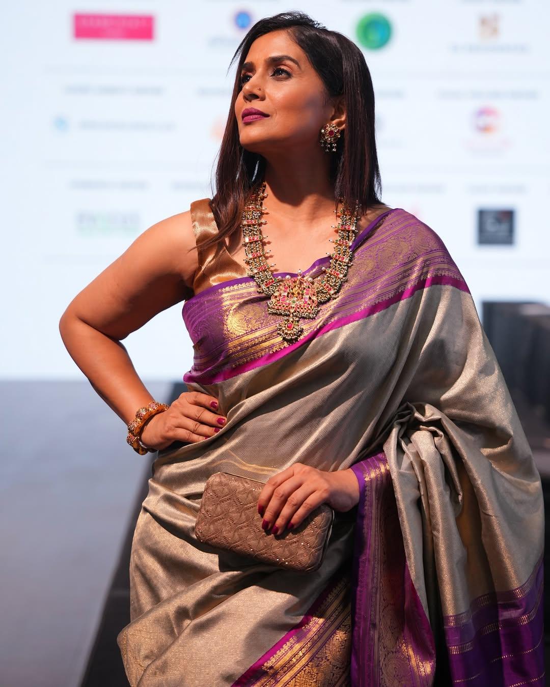 Sonali Kulkarni says, 'What a ride' as she concludes the shoot for 'The Wives'