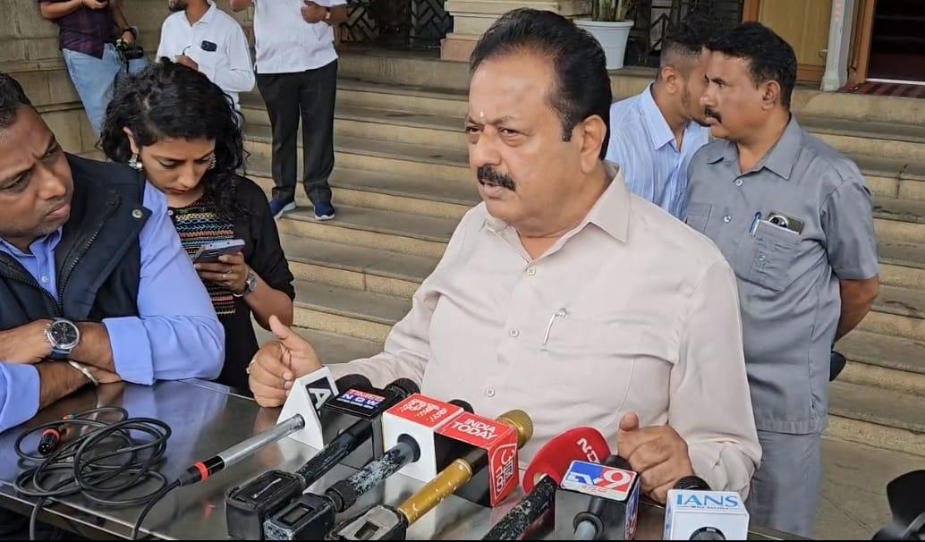 BJP spreading false information on urea shortage, says Karnataka Agriculture Minister
