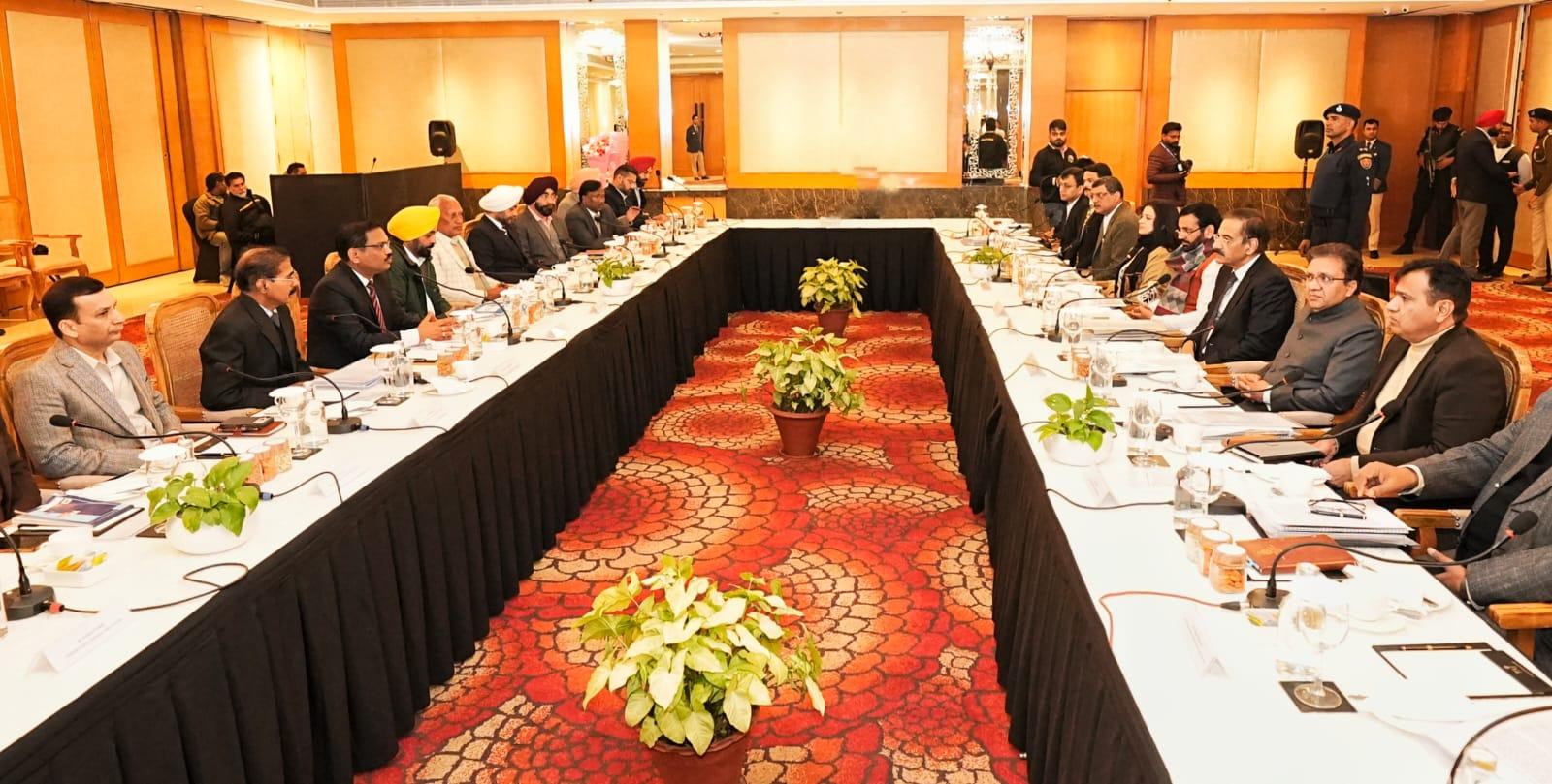 Committed to safeguard Punjab’s interests in water dispute: CM Mann (Lead)