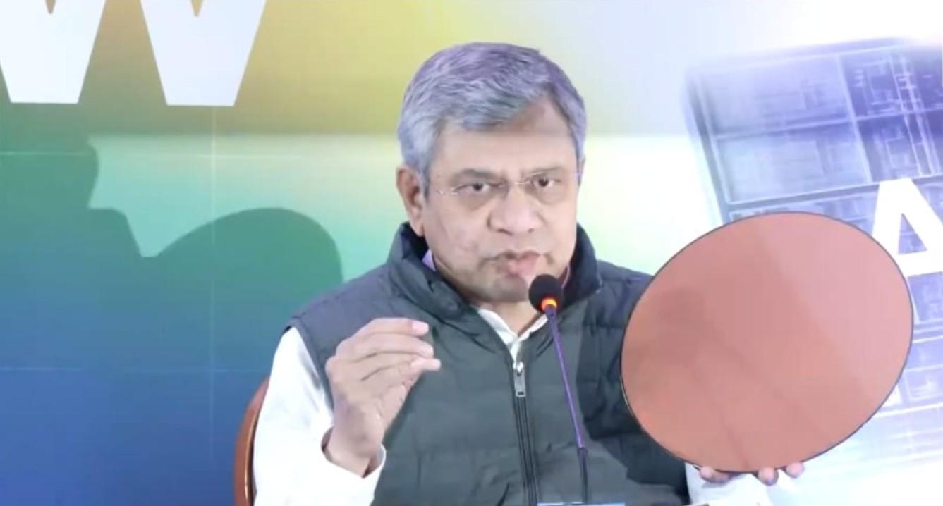 Ashwini Vaishnaw releases 2-nm Qualcomm chip, calls it major development for country