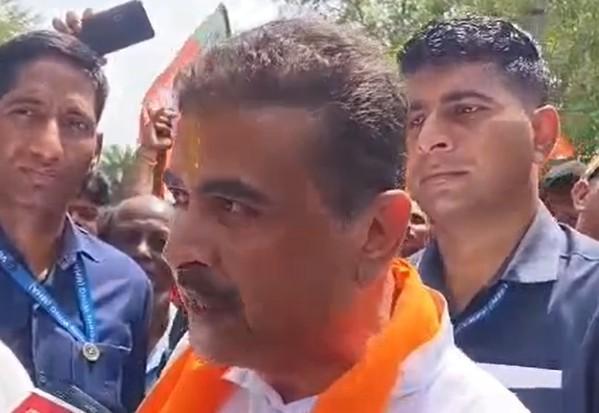 Bengal LoP calls CM Mamata Banerjee 'communal'