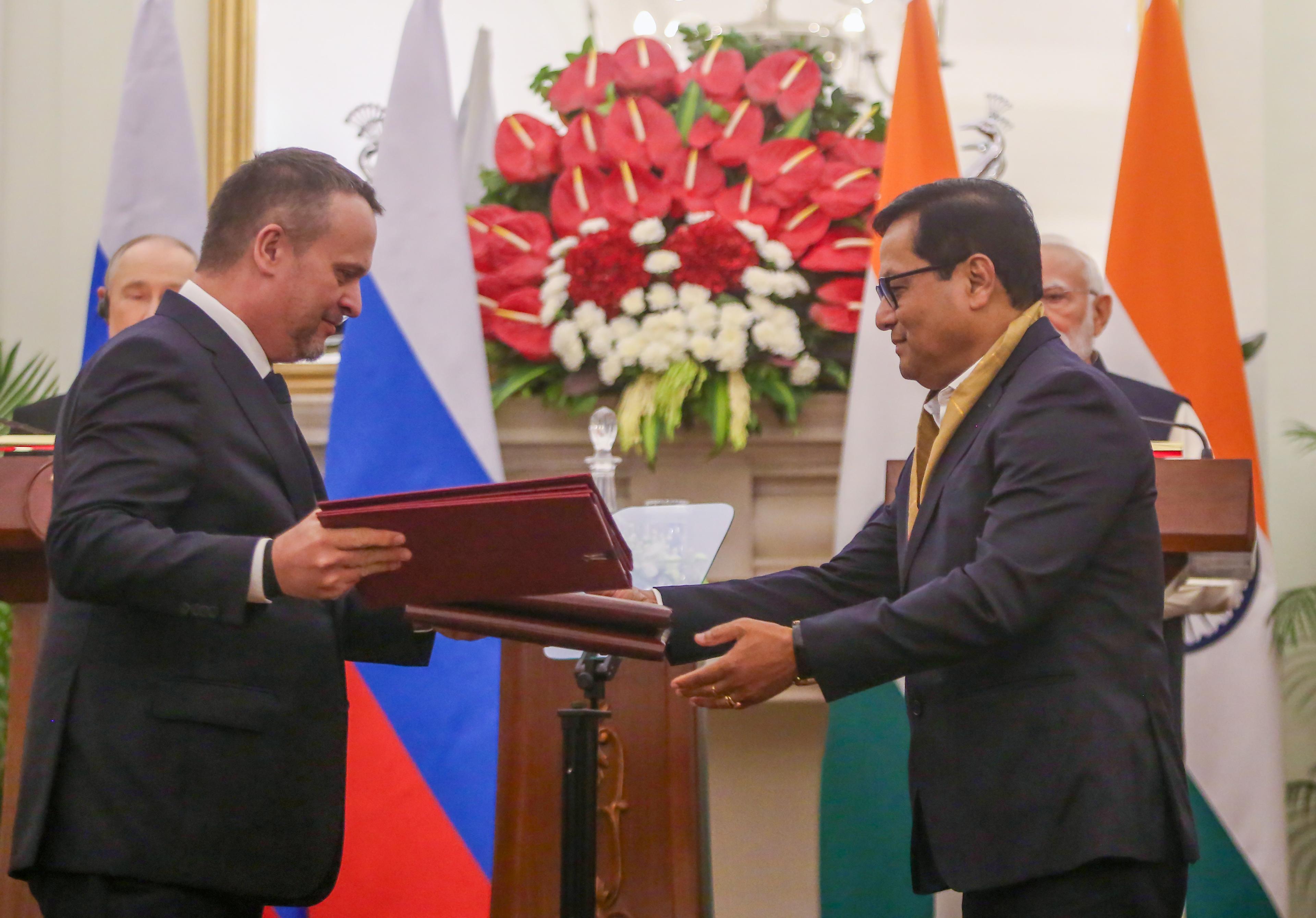 India, Russia ink pacts on labour mobility, e-tourist visas