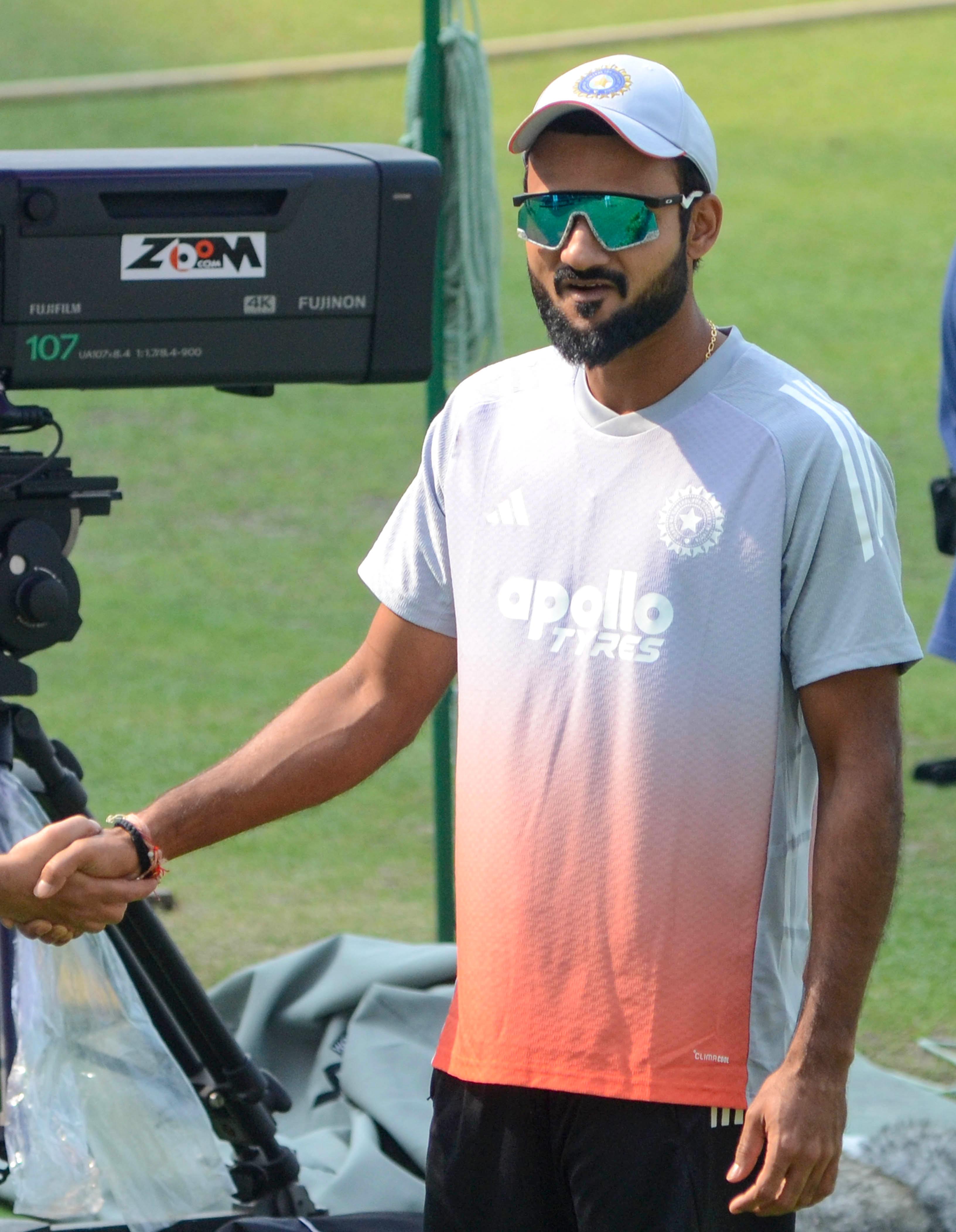 IPL 2026: KKR rope in Saurabh Dubey as replacement for injured Akash Deep