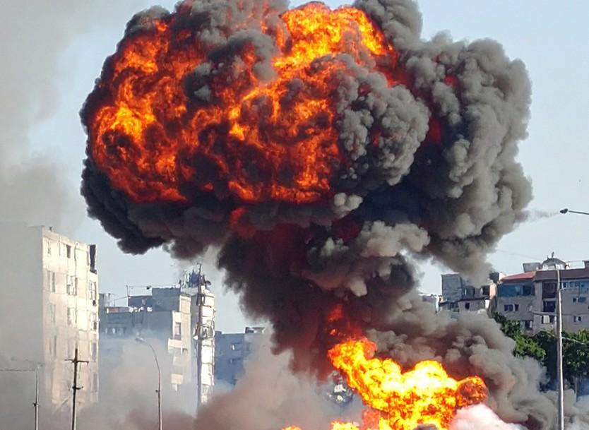 Kerala: Massive fire engulfs shopping complex in Kozhikode, firefighting operations on