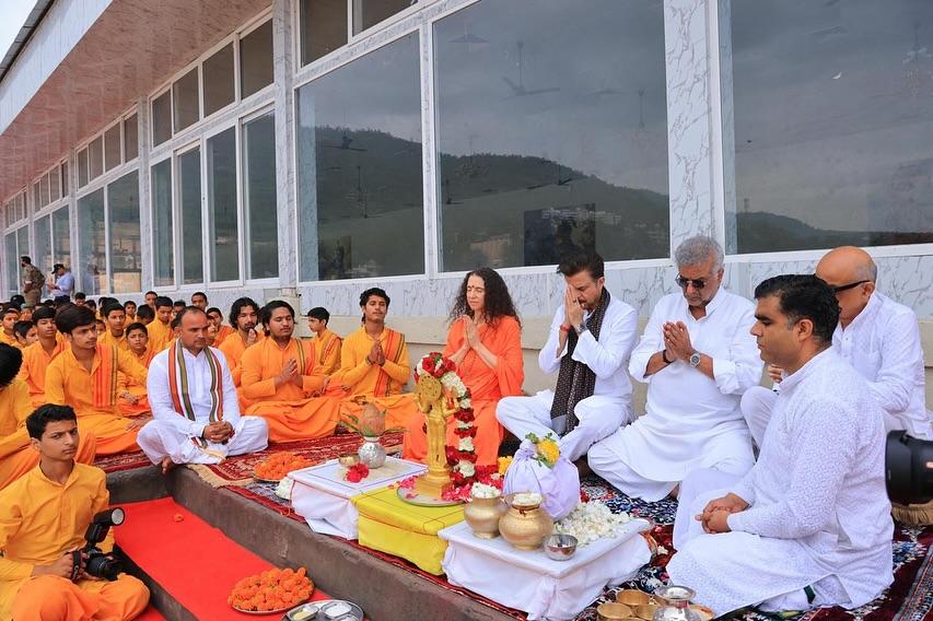 Anil Kapoor immerses mother Nirmal’s ashes in Ganga: Same place where we had laid dad to rest