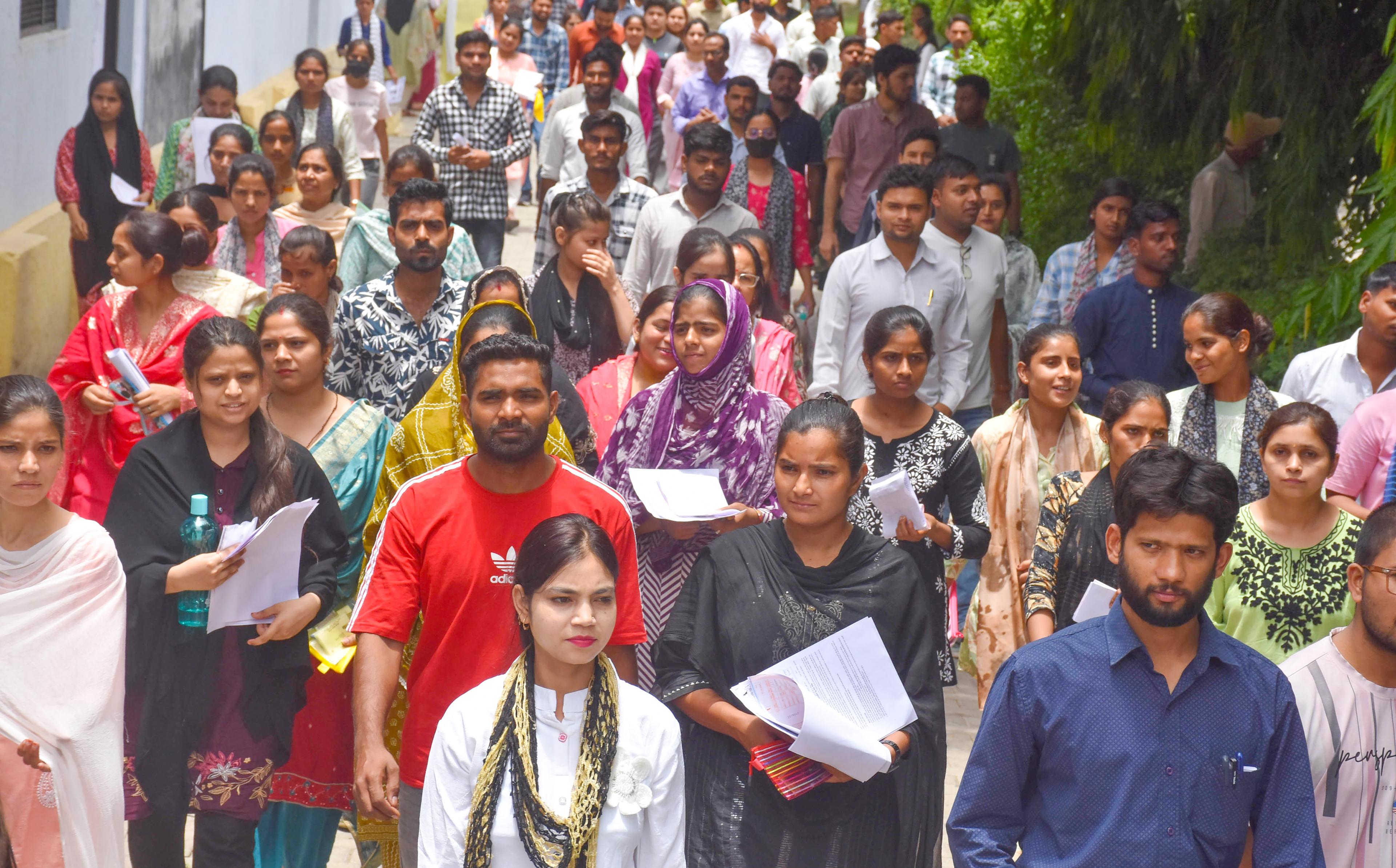 Mega DSC exam begins in Andhra Pradesh for recruitment of 16,347 teachers