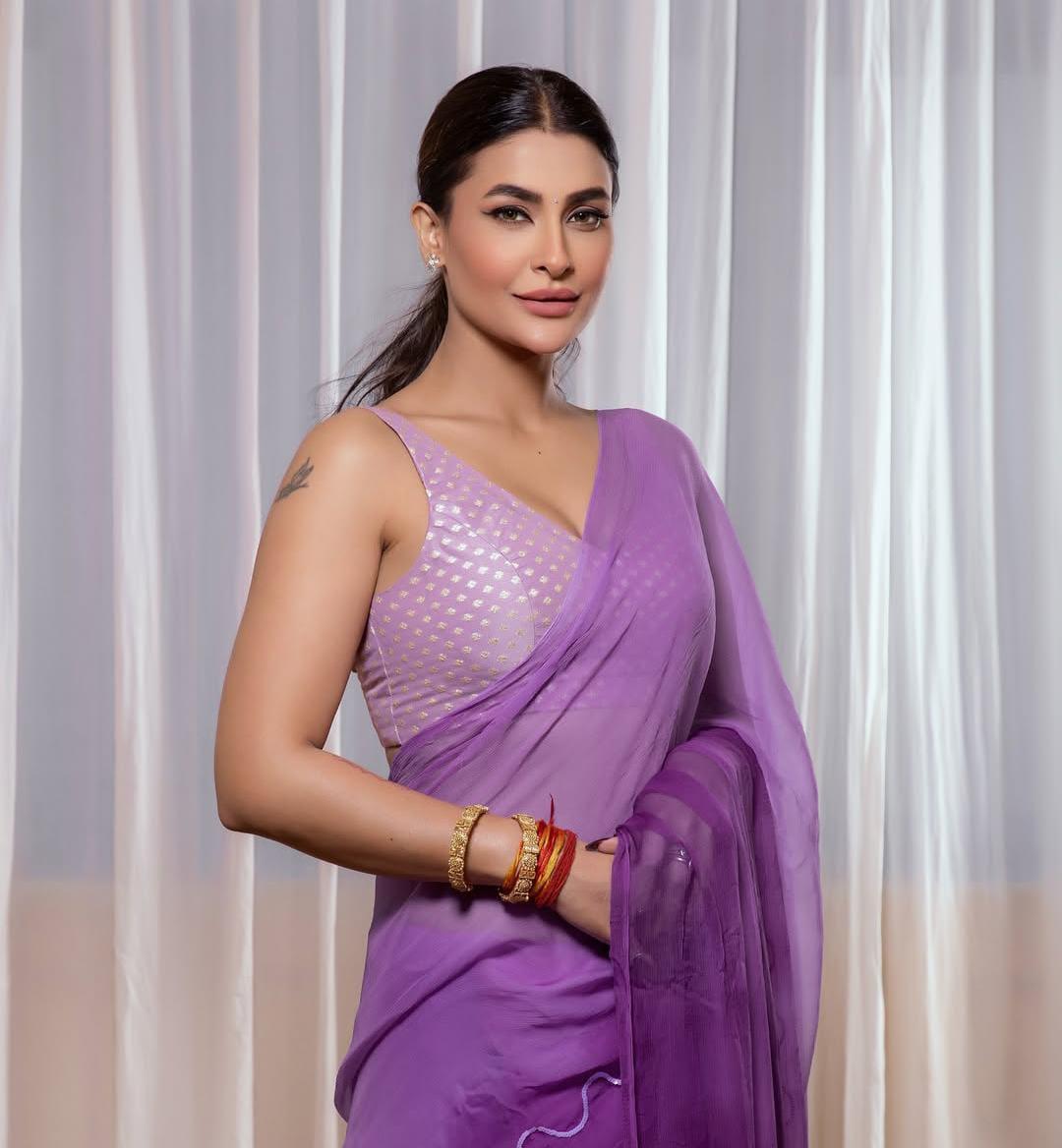 Pavitra Punia explores the city during the shoot of her new show 'Prayagraj Ki Love Story'