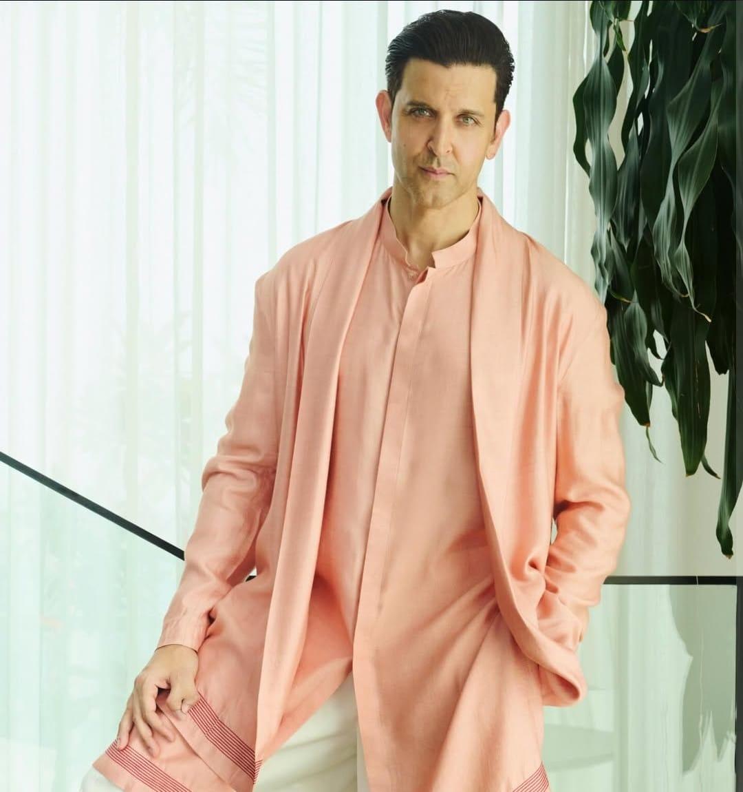Hrithik Roshan lets his ‘25 percent Bengali blood’ do the talking