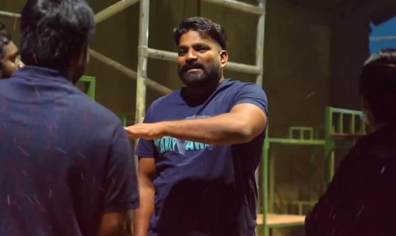 Manchu Manoj tells 'David Reddy' director: Keep roaring, keep creating!
