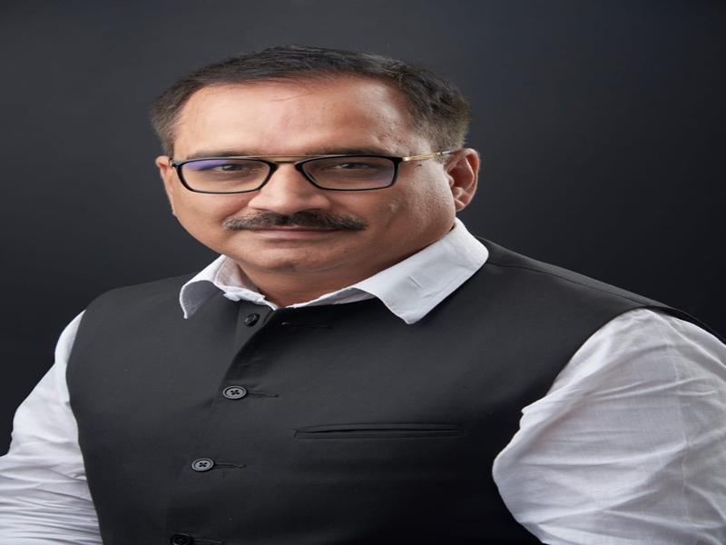 Delhi BJP chief Virendra Sachdeva slams Kejriwal for betraying auto-rickshaw drivers