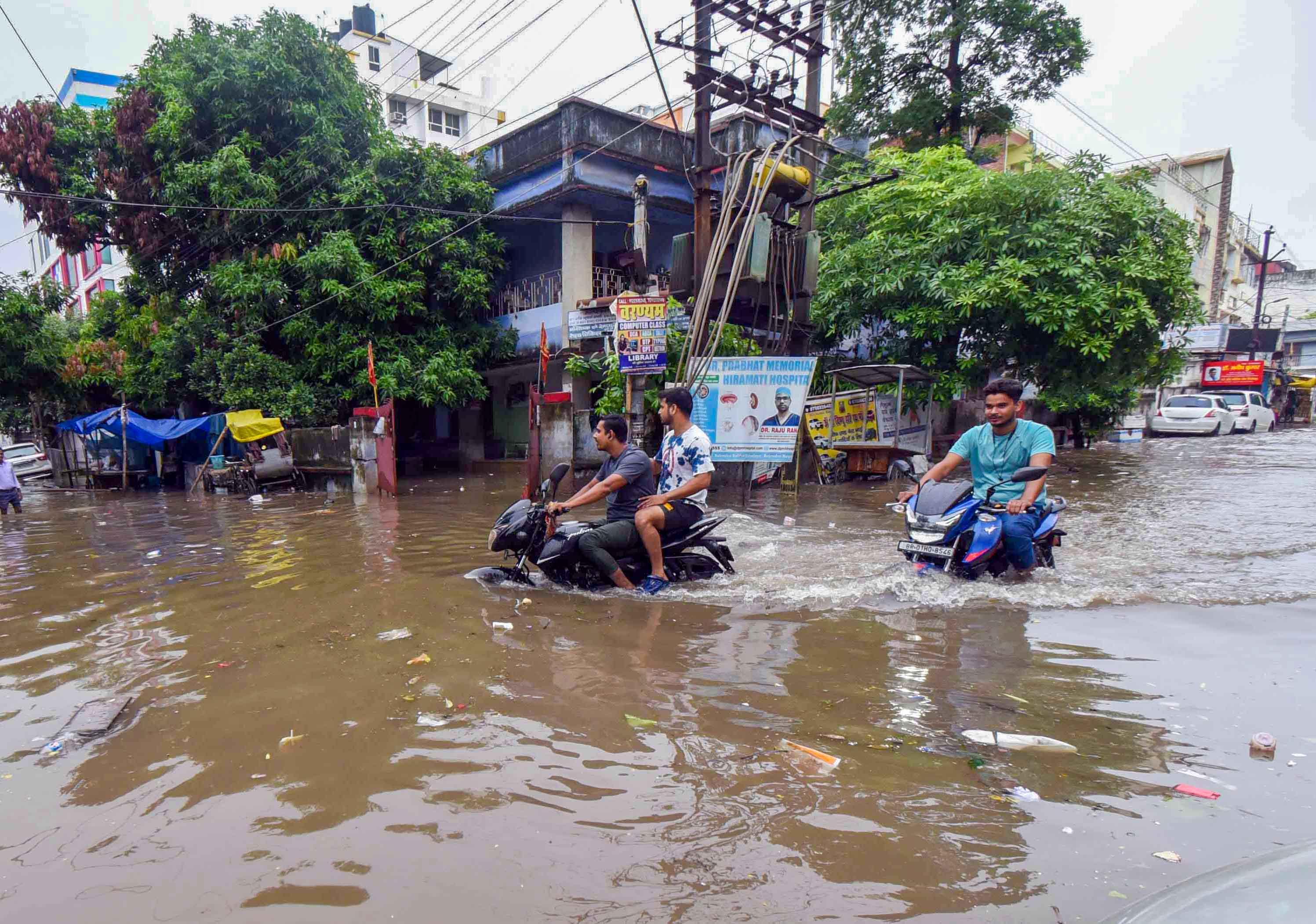 Seven killed as heavy rain, storm batter Bihar