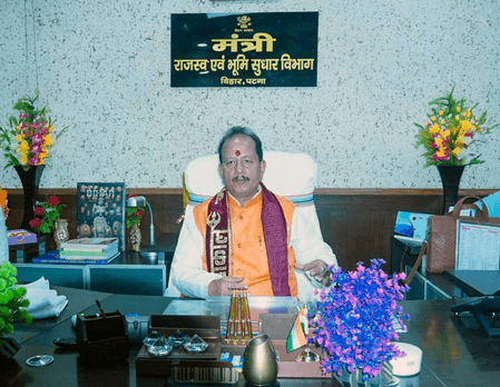 Dy CM Vijay Kumar Sinha vows to run bulldozers on mafia in Bihar