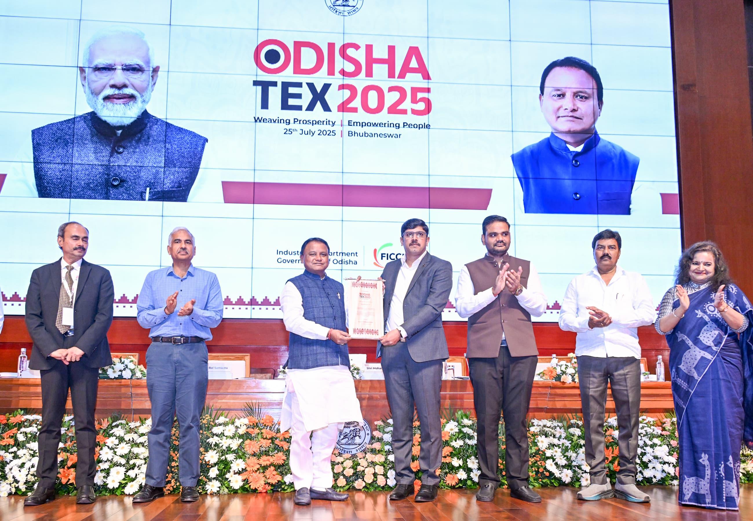 CM Majhi vows to make Odisha textile powerhouse of India