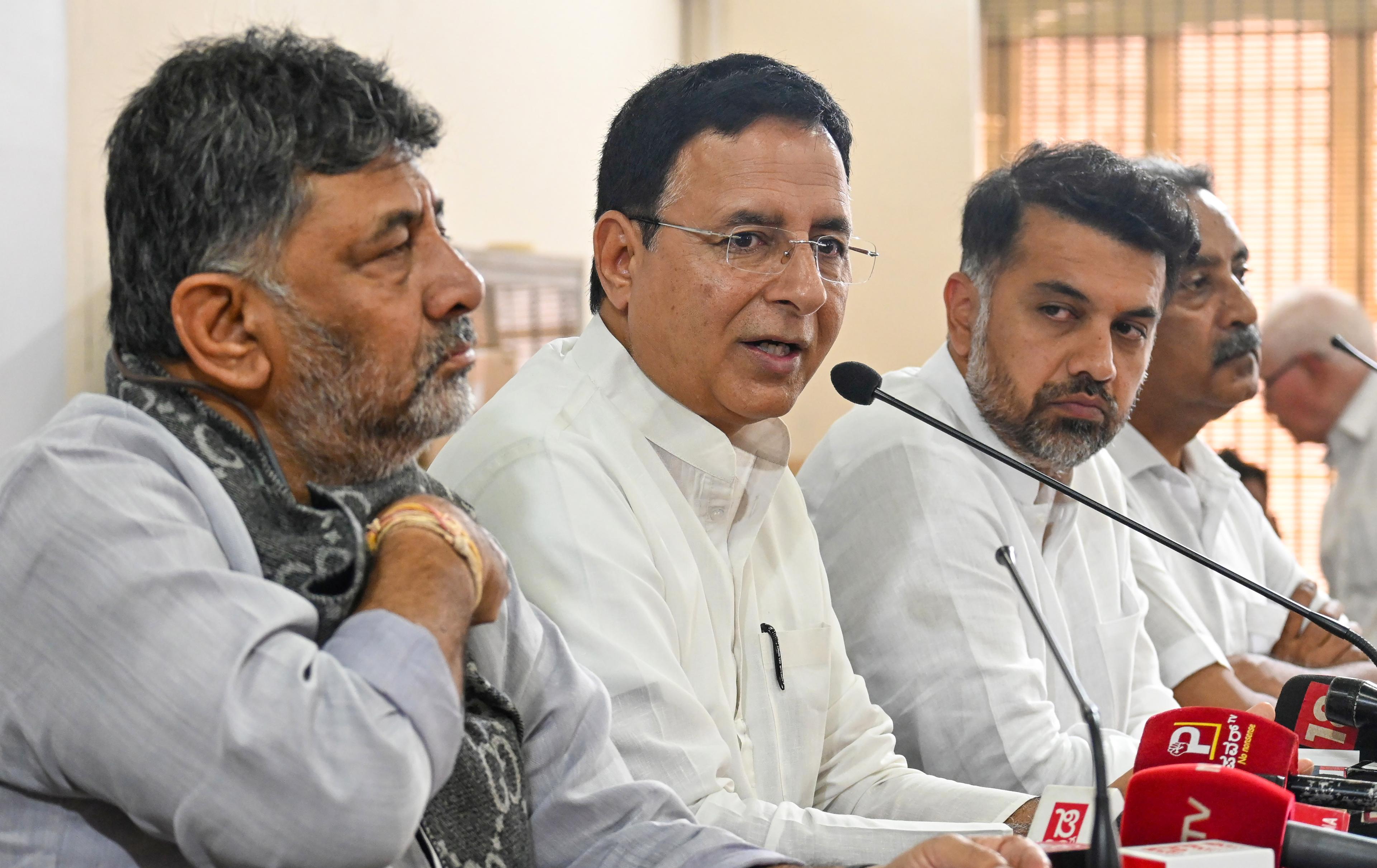 Congress infighting: Shivakumar camp asserts for leadership change in Karnataka (Round Up)