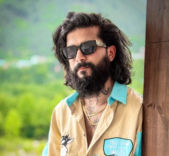 BB 17's Anurag Dhobal cites intercaste marriage as reason for mental harrasment, hints at suicide