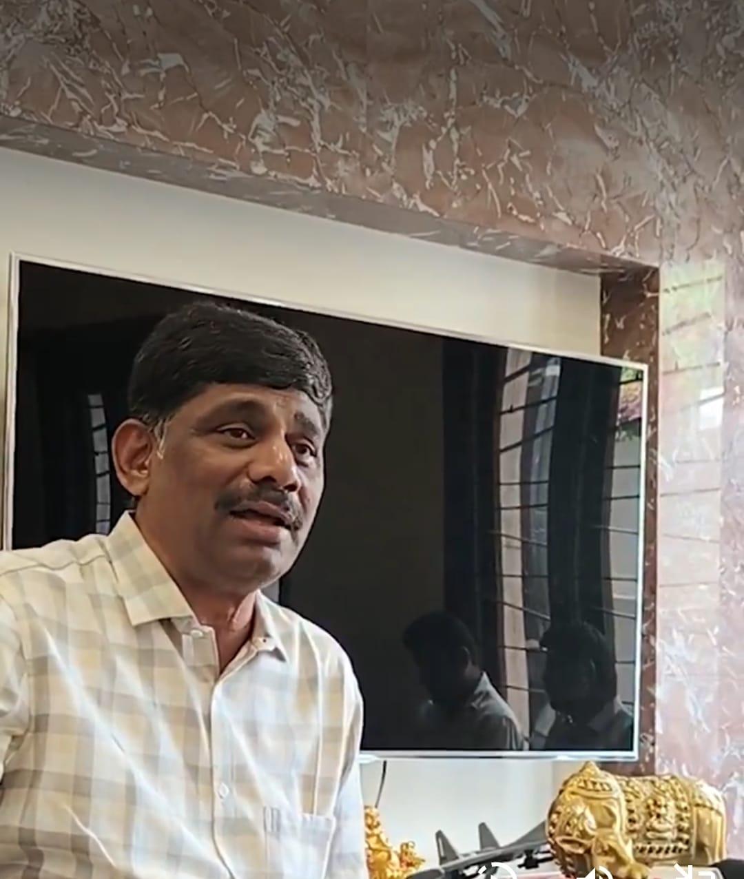 Two-language policy is a good decision: Karnataka Congress leader DK Suresh