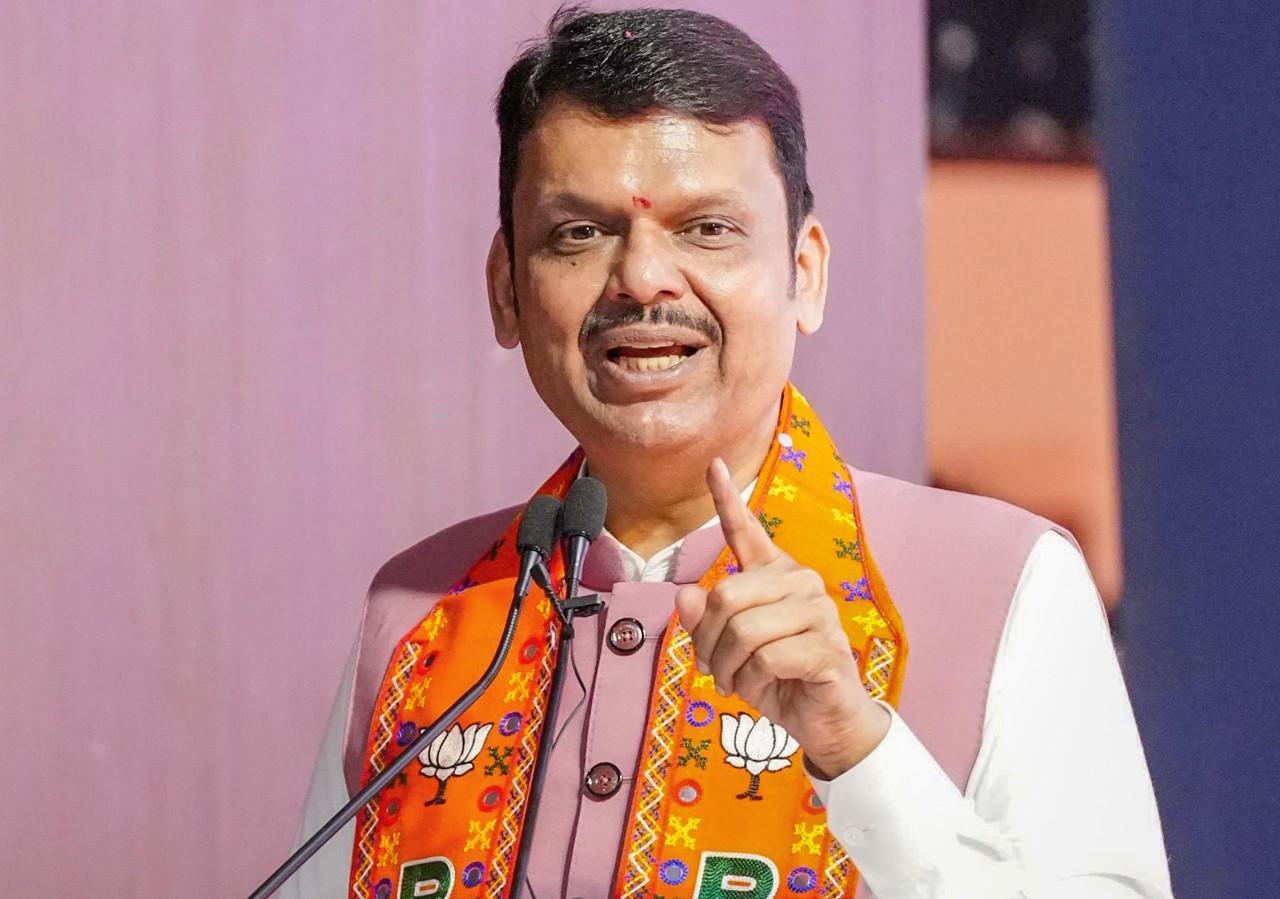 Only Marathi mandatory in Maharashtra: CM Fadnavis