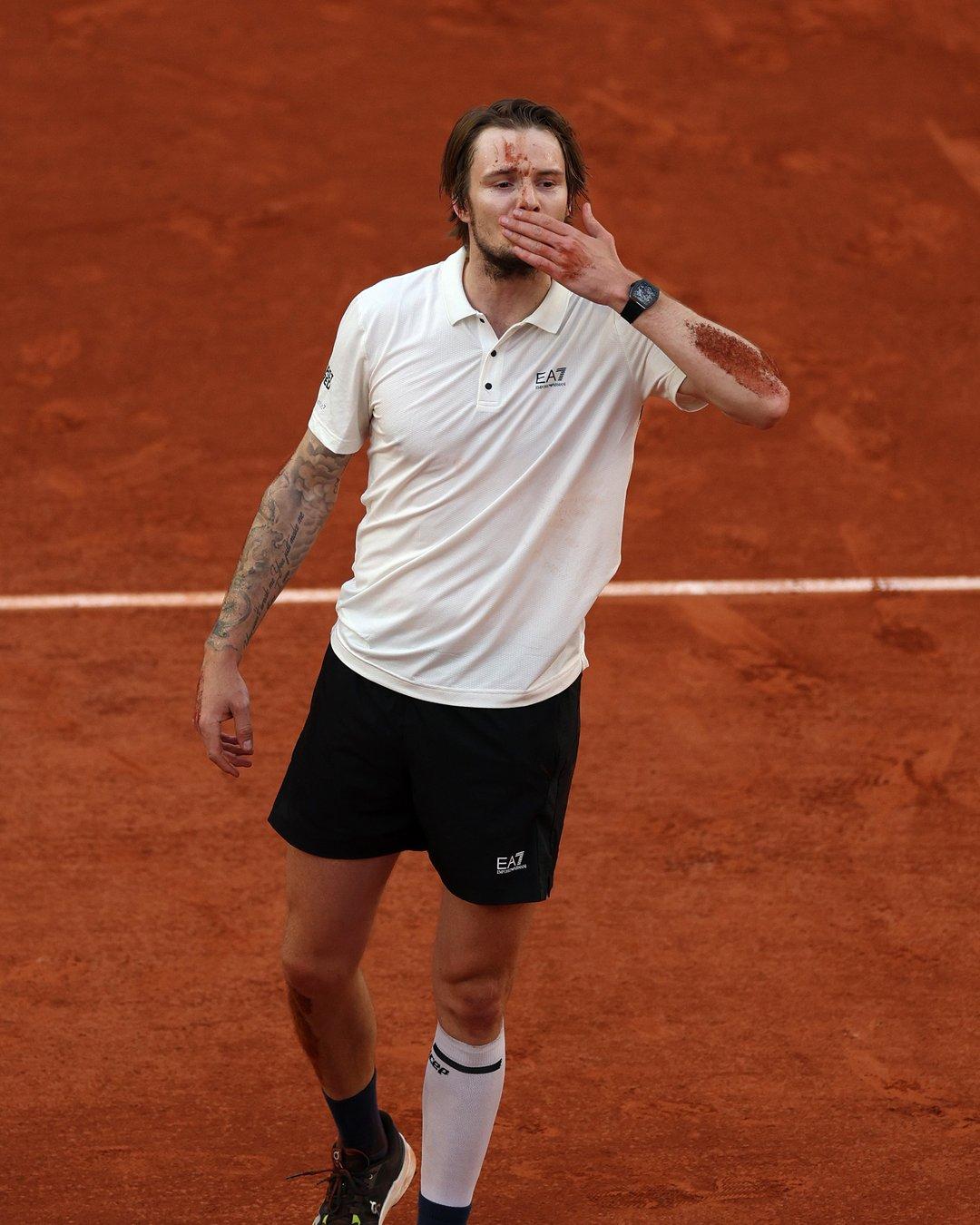 French Open: Bublik stuns Draper; reaches first Grand Slam quarterfinal