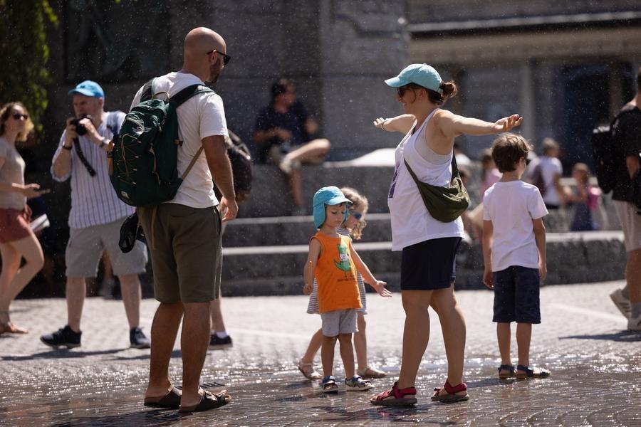Extreme heat taking toll on people worldwide: WMO warns
