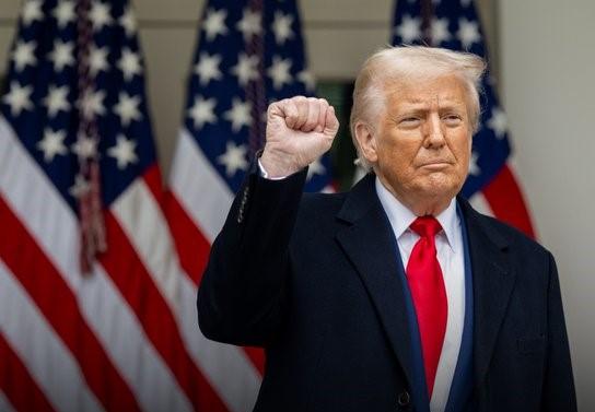 Trump's tariffs threat over Greenland sparks EU pushback