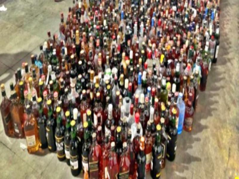 Ahmedabad: Illegal liquor-manufacturing factory busted; 300 litres of raw material seized