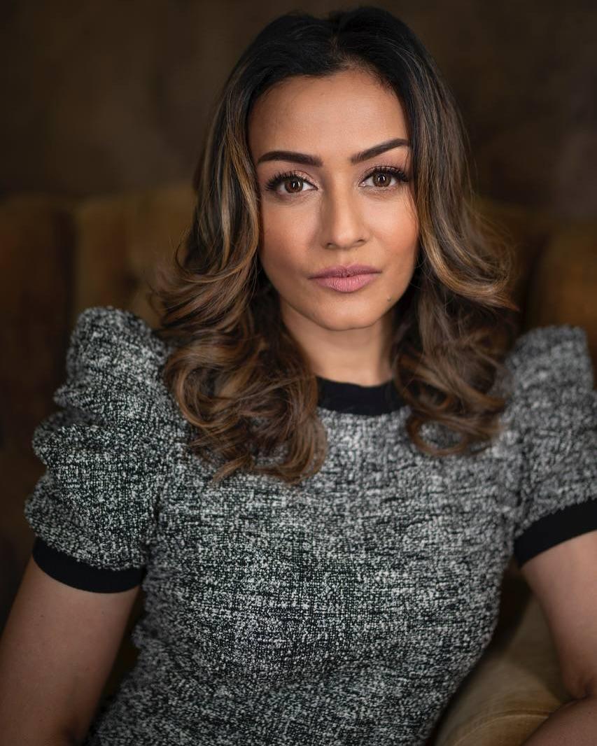 Namrata Shirodkar cheers for new Miss World Opal Suchata Chuangsri