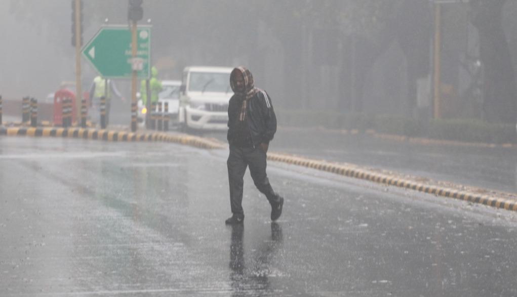 Delhi-NCR sees marginal relief in air quality after moderate rainfall