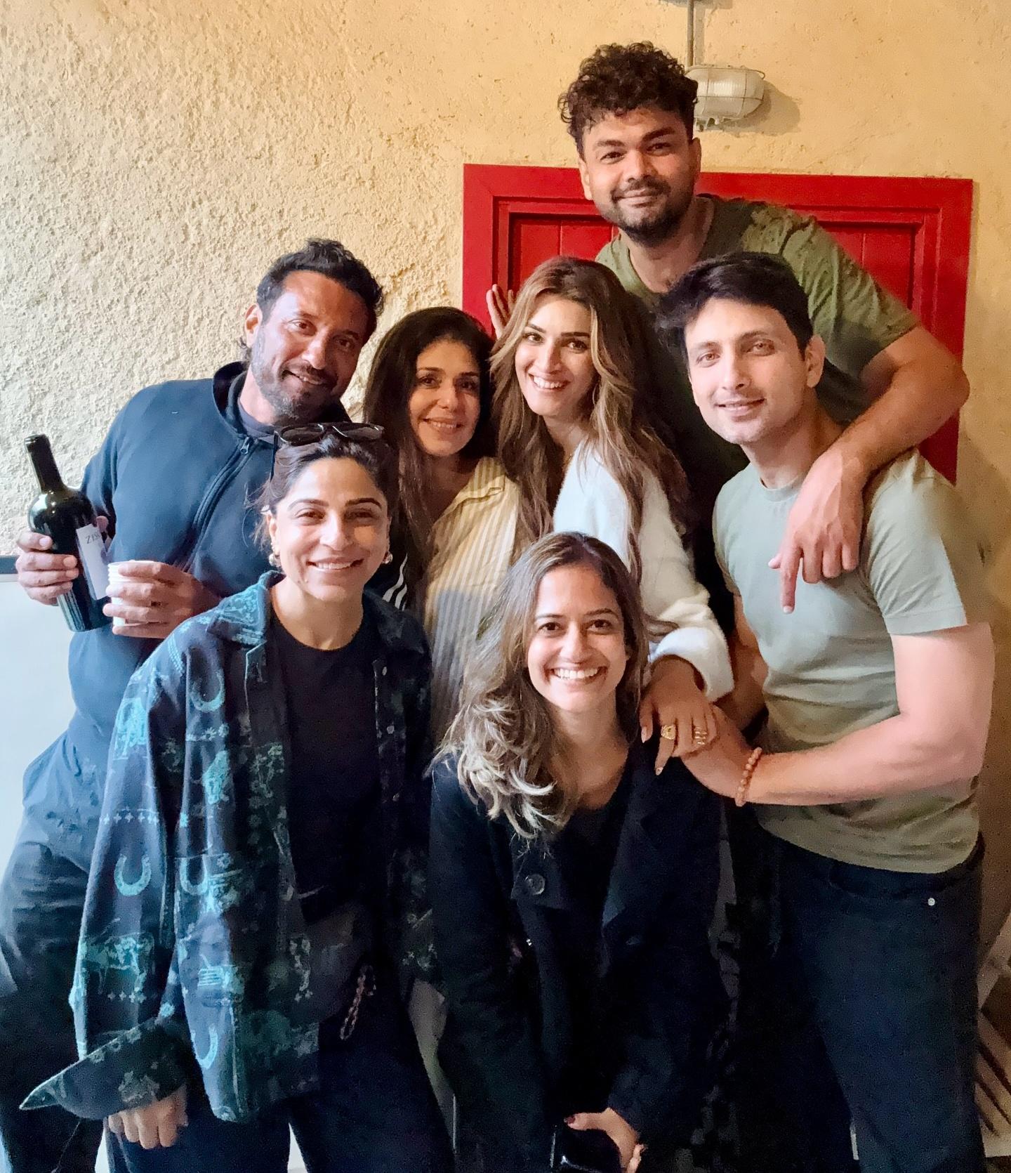 Kriti Sanon wraps up Sicilian chapter of ‘Cocktail 2’